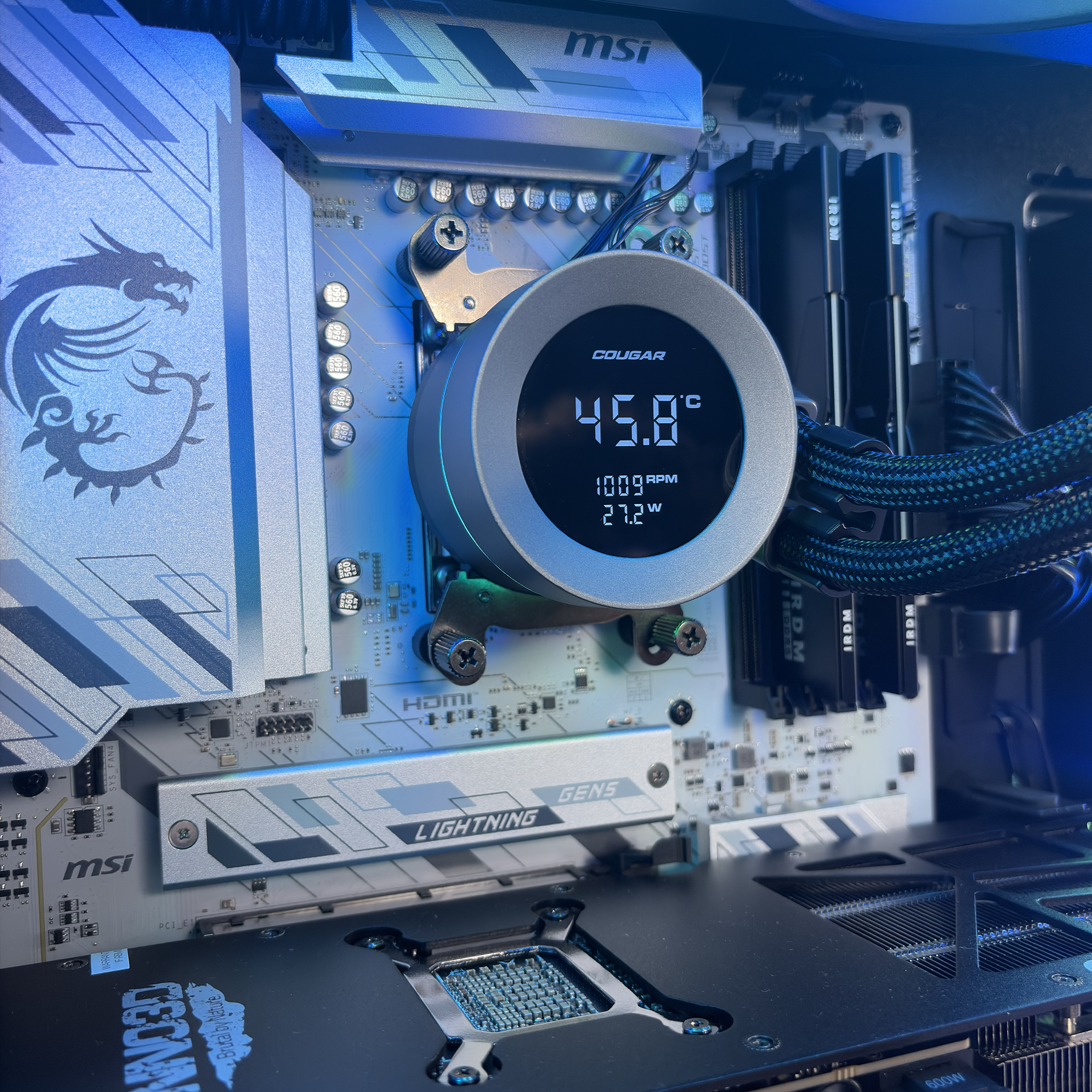 TITANO V11 EVO - Pc gaming Ryzen 7 9850X3D, RTX 5080 16GB, Ram 32Gb 6000Mhz Ddr5, SSD NVMe 1000Gb, Dissipatore a Liquido 360mm, Windows 11 Pro